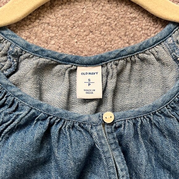 Old Navy Denim Blouse - Picture 4 of 6